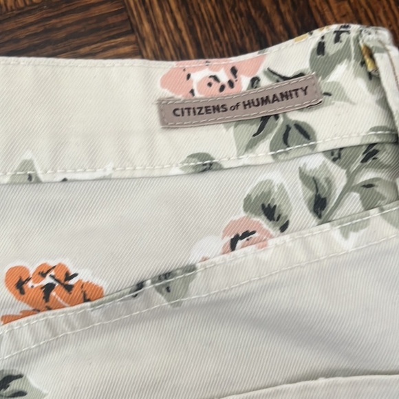 Citizens of Humanity Floral Shorts - Picture 9 of 9
